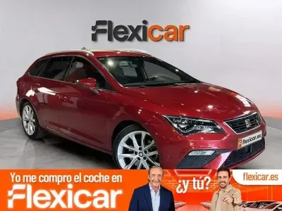 Usado Seat Leon FR 150 CV (110 kW) 2019 Rojo Familiar