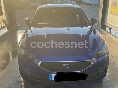 Azul Usado 2021 Seat Leon Reference Berlina | 15.000 € (Precio justo)