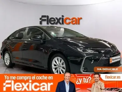 Usado Toyota Corolla 125 CV (91 kW) 2023 Negro Berlina