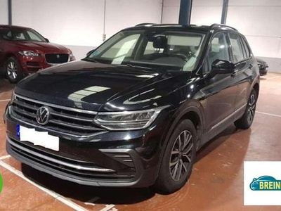 Usado VW Tiguan 122 CV (89 kW) 2021 Plateado SUV