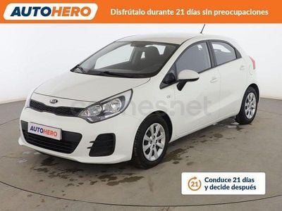Usado Kia Rio 85 CV (62 kW) 2016 Blanco Utilitario