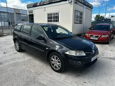 Usado Renault Mégane III Business 105 CV (77 kW) 2008 Negro