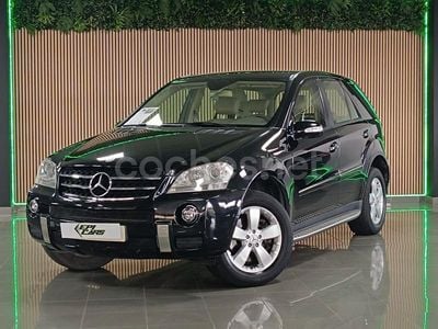 Usado Mercedes ML500 306 CV (225 kW) 2006 Negro SUV