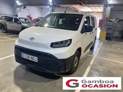 Usado Toyota Proace City City 100 CV (73 kW) 2025 Blanco Monovolumen