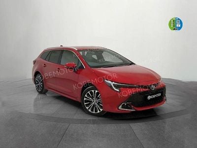 Rojo Nuevo 2025 Toyota Corolla Style Familiar | 31.500 € (Un poco caro)