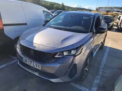Usado Peugeot 3008 GT 300 CV (220 kW) 2022 Gris / plata SUV