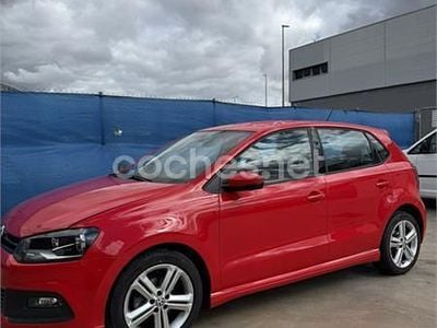 Używany VW Polo R-line 90 KM (66 kW) 2013 Czerwony Sedan/Limuzyna