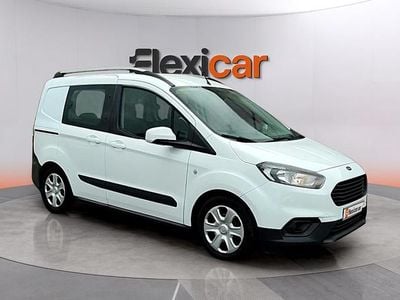 Usado Ford Tourneo Courier Trend 100 CV (73 kW) 2020 Blanco Monovolumen