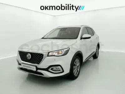 Używany MG HS Comfort 162 KM (119 kW) 2023 Biały SUV