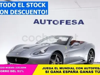 Usado Ferrari California 560 CV (411 kW) 2015 Gris Descapotable