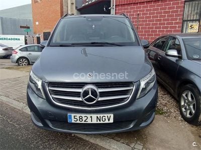 Gris / plata Usado 2018 Mercedes V220 Exclusive Monovolumen | 28.550 € (Precio justo)