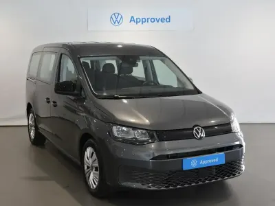 Usado VW Caddy Maxi 116 CV (85 kW) 2025 Gris/plata Monovolumen