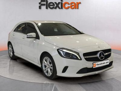 Blanco Usado 2016 Mercedes A200 Urban Berlina | 13.990 € (Super precio)