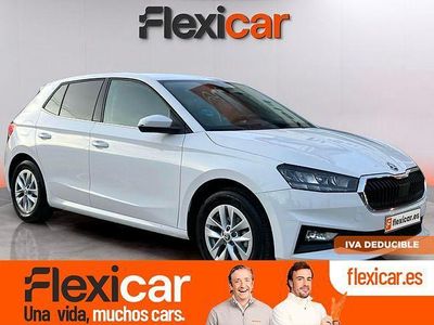 Usado Skoda Fabia Selection 95 CV (69 kW) 2024 Blanco Berlina