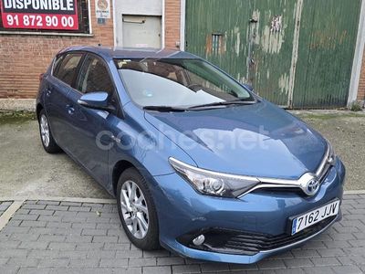 Toyota Auris Hybrid