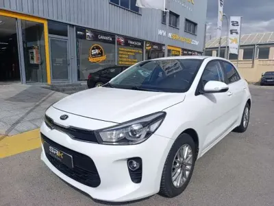 Usado Kia Rio 100 HP (73 kW) 2018 Branco Carrinha