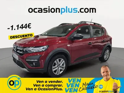 Usado Dacia Sandero Essentiel 101 CV (74 kW) 2021 Rojo Berlina