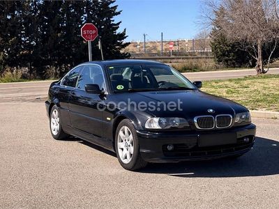 Usado BMW 320 170 CV (125 kW) 2001 Negro Coupe