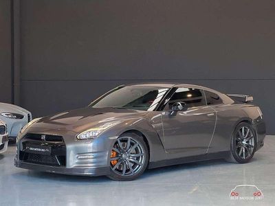 Usado Nissan GT-R Black Edition 550 CV (404 kW) 2014 Plateado Coupe