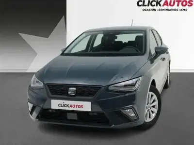 Usado Seat Ibiza Style 115 CV (84 kW) 2025 Blanco Utilitario