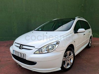 Käytetty Peugeot 307 110 HP (80 kW) 2005 Valkoinen Farmari