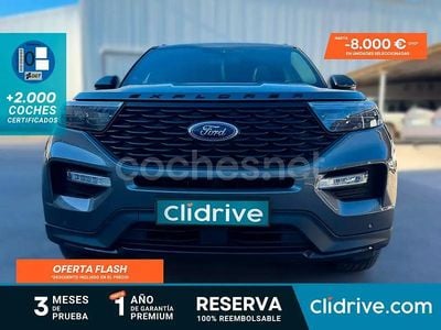 Usado Ford Explorer Platinum 457 CV (336 kW) 2022 Gris / plata SUV