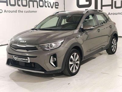 Usado Kia Stonic 101 CV (74 kW) 2021 Verde SUV