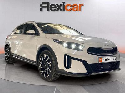 Usado Kia XCeed 141 CV (103 kW) 2022 Blanco SUV