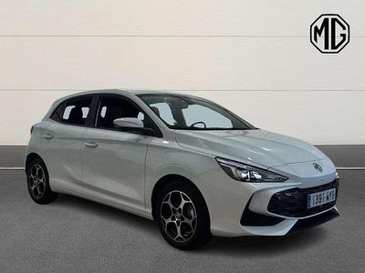 Używany MG MG3 Luxury 194 KM (142 kW) 2025 Biały Hatchback