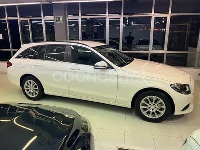Usado Mercedes C220 170 CV (125 kW) 2016 Blanco Familiar