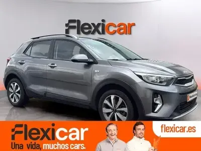 Usado Kia Stonic 84 CV (61 kW) 2023 Gris SUV