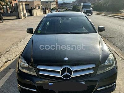 Usado Mercedes C220 170 CV (125 kW) 2011 Negro Coupe