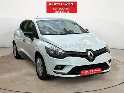 Usado Renault Clio IV LIMITED 90 CV (66 kW) 2019 Blanco Berlina