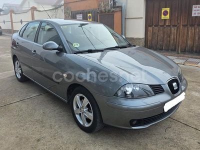 Gris / plata Usado 2008 Seat Cordoba Berlina | 4899 € (Precio justo)