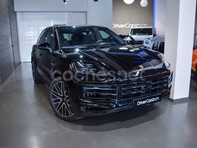 Negro Usado 2024 Porsche Cayenne SUV | 126.900 €