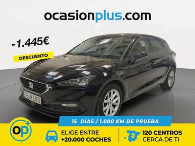 Usado Seat Leon Style 115 CV (84 kW) 2020 Negro
