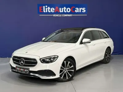 Usado Mercedes E300 306 CV (225 kW) 2022 Blanco Familiar