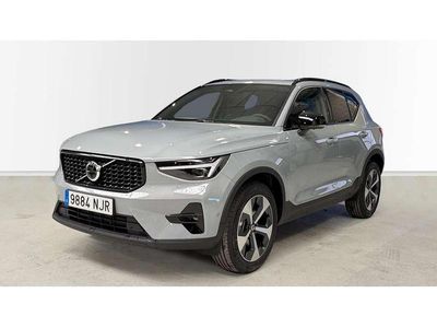 Nuevo Volvo XC40 Plus 197 CV (144 kW) 2025 Gris SUV