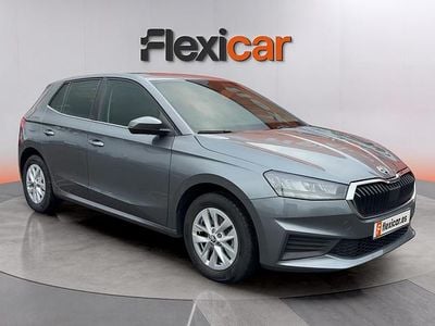 Usado Skoda Fabia Ambition 110 CV (80 kW) 2023 Gris Utilitario