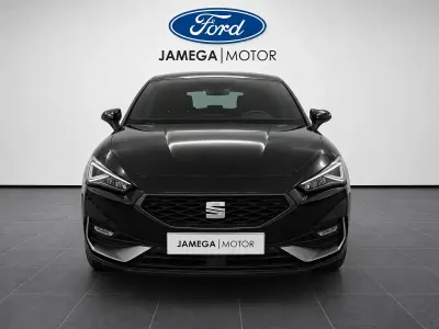 Usado Seat Leon FR 150 CV (110 kW) 2021 Negro Berlina