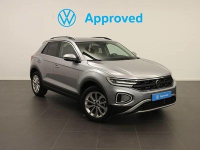 Gris plata Usado 2024 VW T-Roc Life SUV | 28.540 € (Precio justo)