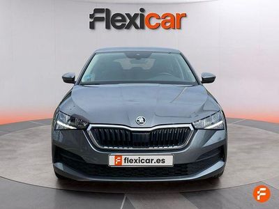 Usado Skoda Scala Active 110 CV (80 kW) 2022 Gris Utilitario