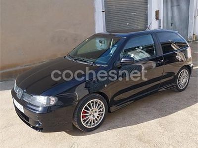 Negro Usado 2000 Cupra Ibiza Berlina | 5400 €