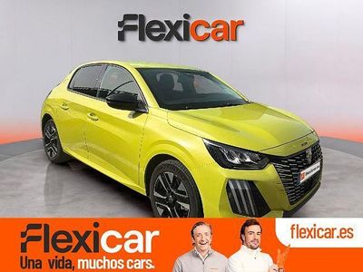 Usado Peugeot 208 Allure 110 CV (80 kW) 2025 Amarillo Utilitario