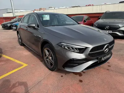 Nuevo Mercedes A250 Advanced 218 CV (160 kW) 2026 Gris Berlina