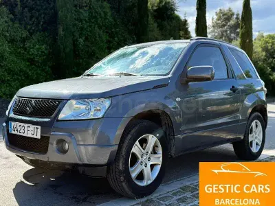 Begagnad Suzuki Grand Vitara 106 HK (77 kW) 2006 Grå SUV