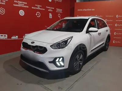 Usado Kia Niro 141 CV (103 kW) 2019 Blanco SUV