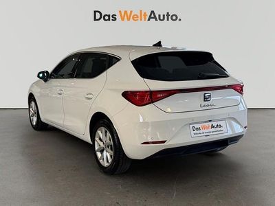 Usado Seat Leon Style 116 CV (85 kW) 2024 Blanco