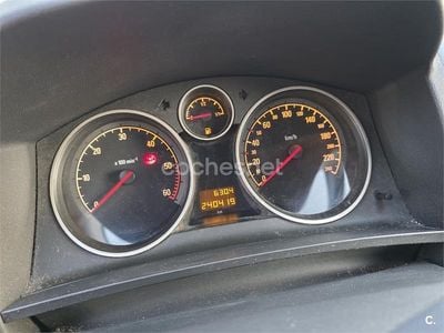 Usado Opel Zafira Enjoy 120 CV (88 kW) 2006 Negro Monovolumen