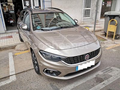 Beige Usado 2019 Fiat Tipo Business Familiar | 13.500 € (Caro)